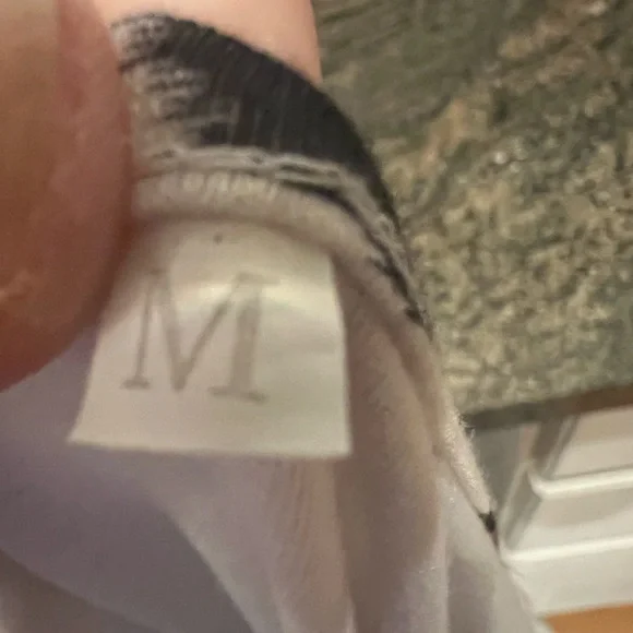 Leopard Print Top With Wide Sleeves - Picture 4 of 4